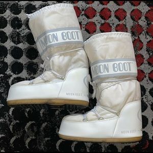 Tecnica Moon Boot EU 42/44 US 9 / 10.5